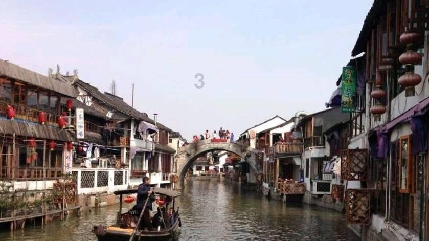 逃离遗弃的建筑4